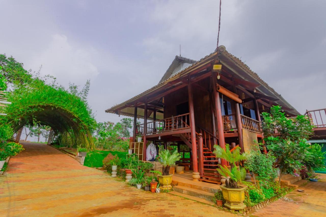 Phuong Nam Gia Trang Farmstay Gia Nghĩa Екстериор снимка