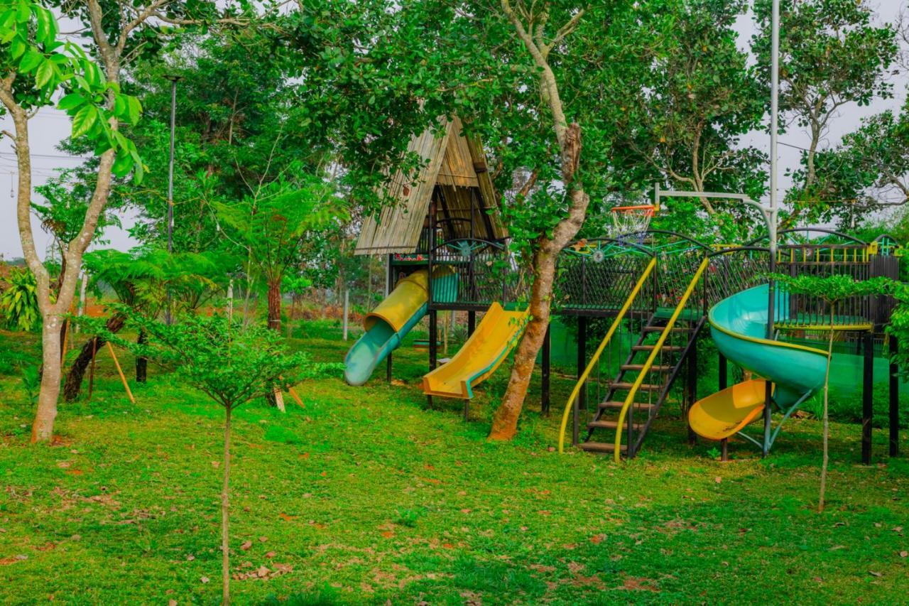 Phuong Nam Gia Trang Farmstay Gia Nghĩa Екстериор снимка